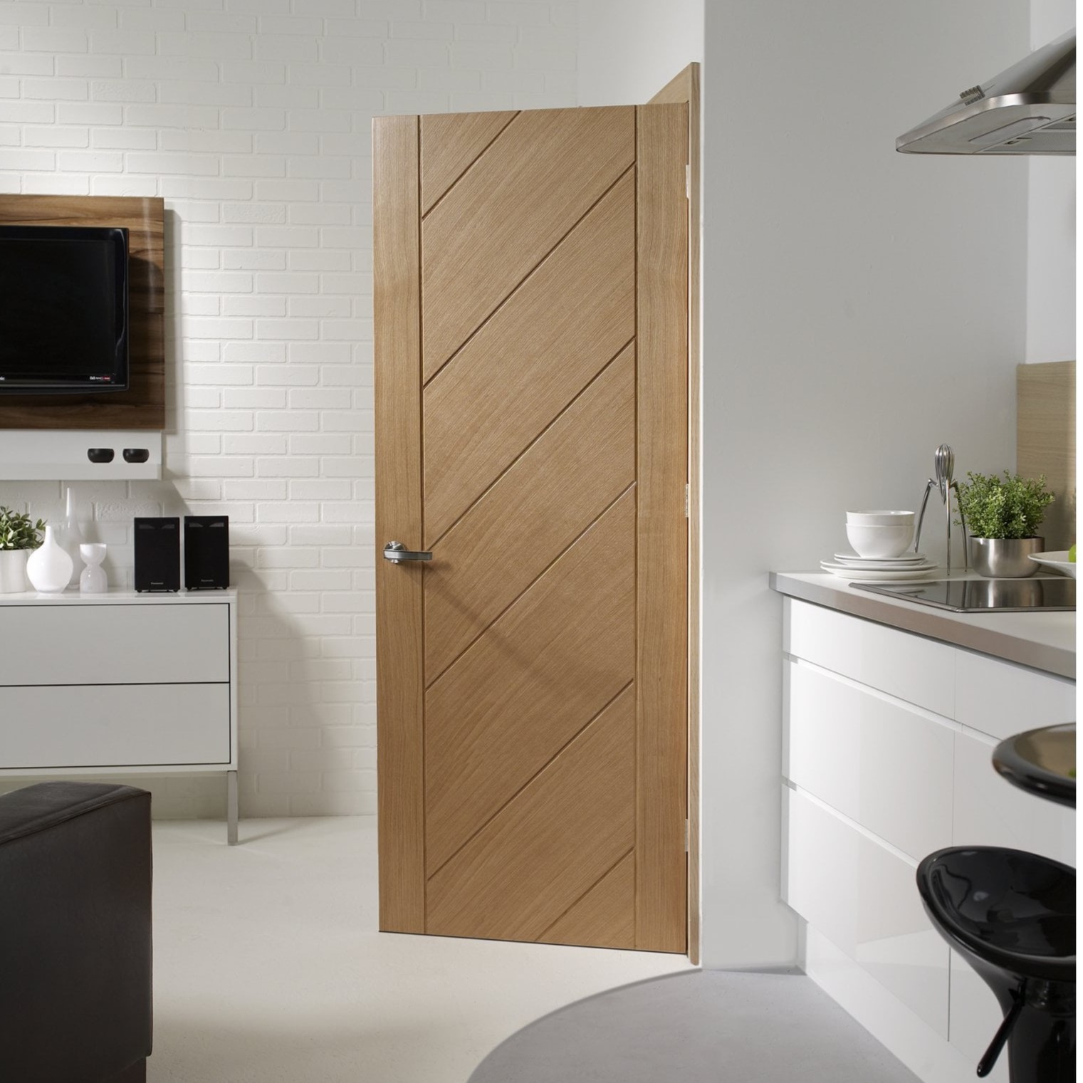 CỬA GỖ MDF PHỦ FILM PVC QN01 - Ảnh 2